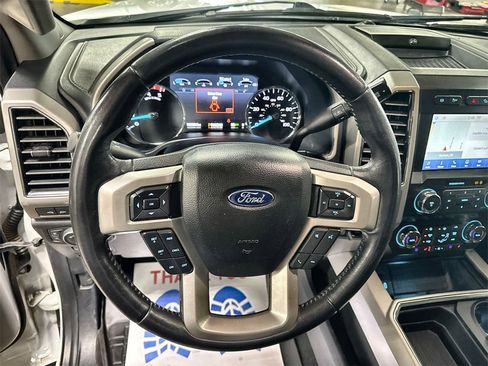Used 2021 Ford F250 Lariat image 17