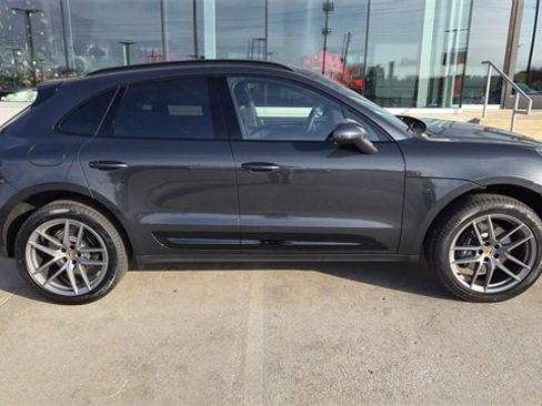 New 2025 Porsche Macan image 8