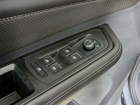 Used 2024 Volkswagen Atlas SE image 18