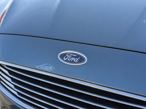 Used 2019 Ford Fusion SE image 11