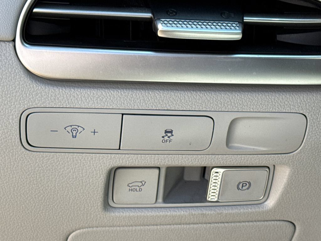 Used 2024 Hyundai Palisade SEL FWD image 22