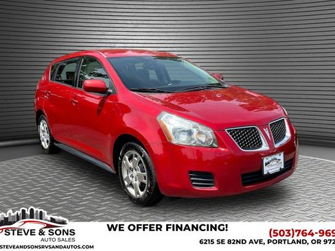 Used 2010 Pontiac Vibe w/ Preferred Package FWD image 1