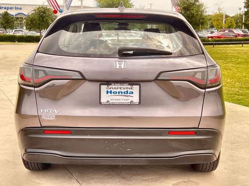 Certified 2024 Honda HR-V LX image 6