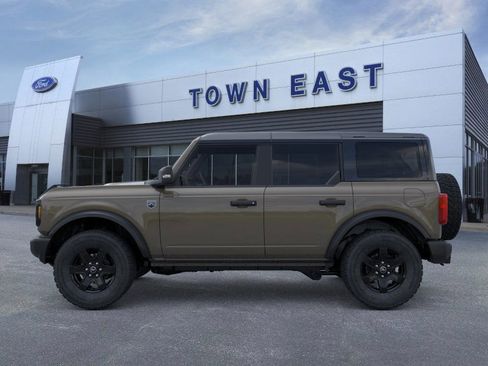 New 2025 Ford Bronco Big Bend image 3