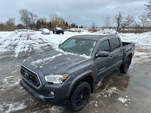 Used 2021 Toyota Tacoma SR5 image 11