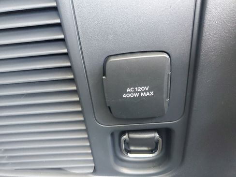 New 2027 Lincoln Navigator Reserve AWD/4WD image 34