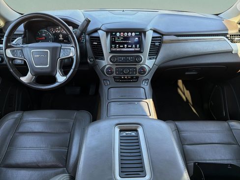 Used 2019 GMC Yukon XL Denali w/ Denali Ultimate Package image 9