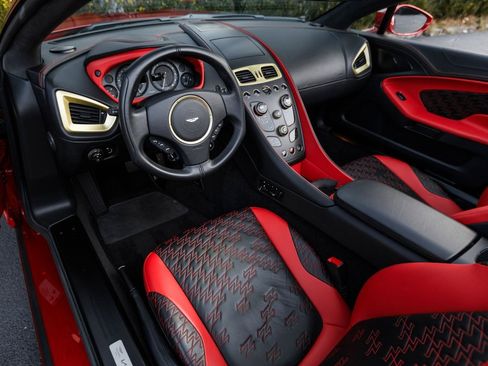 Used 2018 Aston Martin Vanquish Zagato image 14