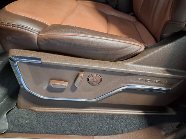 Used 2024 Ford F250 King Ranch w/ Chrome Package AWD/4WD image 19