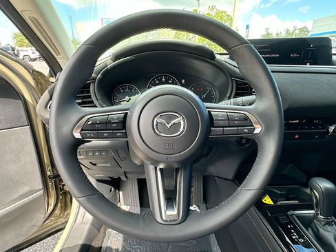 Used 2025 MAZDA CX-30 Carbon image 12