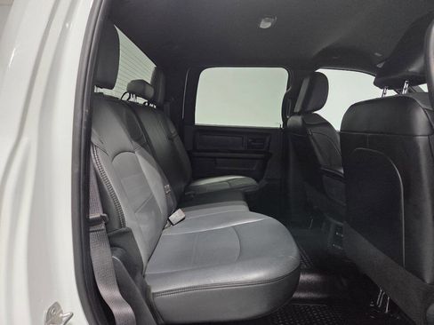 Used 2022 RAM 2500 Tradesman w/ Chrome Appearance Group image 15