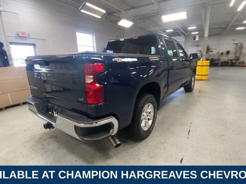 Used 2022 Chevrolet Silverado 1500 LT AWD/4WD image 10
