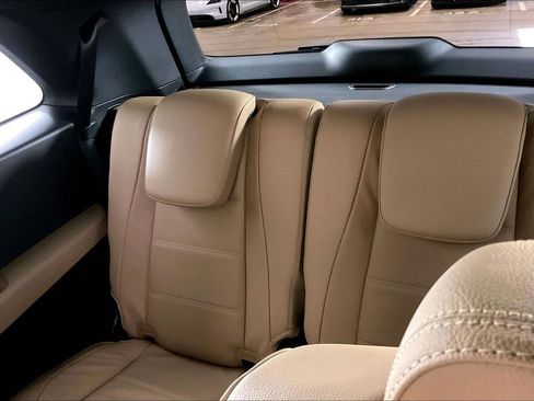 New 2026 Mercedes-Benz GLS 580 4MATIC image 11