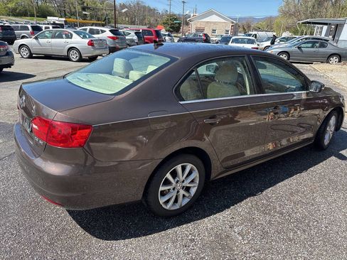 Used 2013 Volkswagen Jetta SE image 7