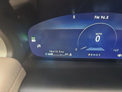 Used 2023 Lincoln Nautilus Standard image 19