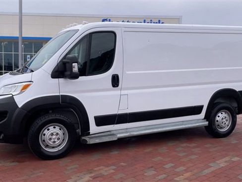 Used 2023 RAM ProMaster 2500 image 7