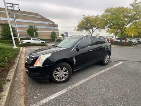 Used 2011 Cadillac SRX Luxury AWD/4WD image 3