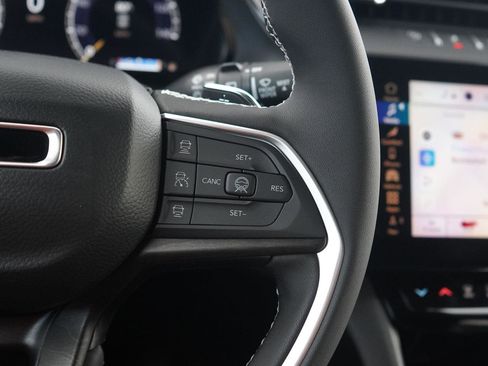 New 2026 Jeep Grand Cherokee Altitude AWD/4WD image 16