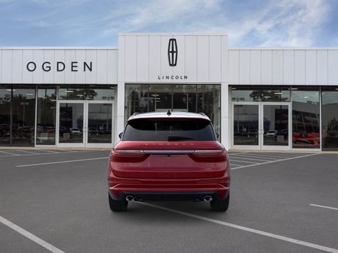 New 2026 Lincoln Corsair Grand Touring w/ Jet Appearance Package AWD/4WD image 5