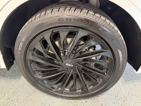 New 2026 Lincoln Aviator Reserve AWD/4WD image 31