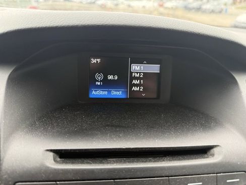 Used 2016 Ford Focus SE w/ SE Power Seat Package image 11