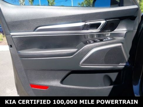 Certified 2025 Kia Telluride S FWD image 20