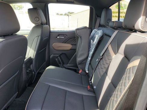 New 2026 GMC Canyon Denali image 11