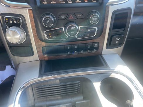Used 2017 RAM 1500 Laramie w/ Convenience Group image 18