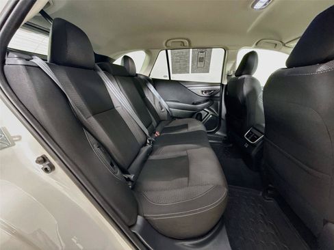 Used 2023 Subaru Outback Premium AWD/4WD image 27