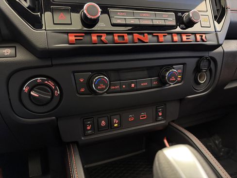 Used 2026 Nissan Frontier PRO-4X w/ Pro Premium Package AWD/4WD image 22