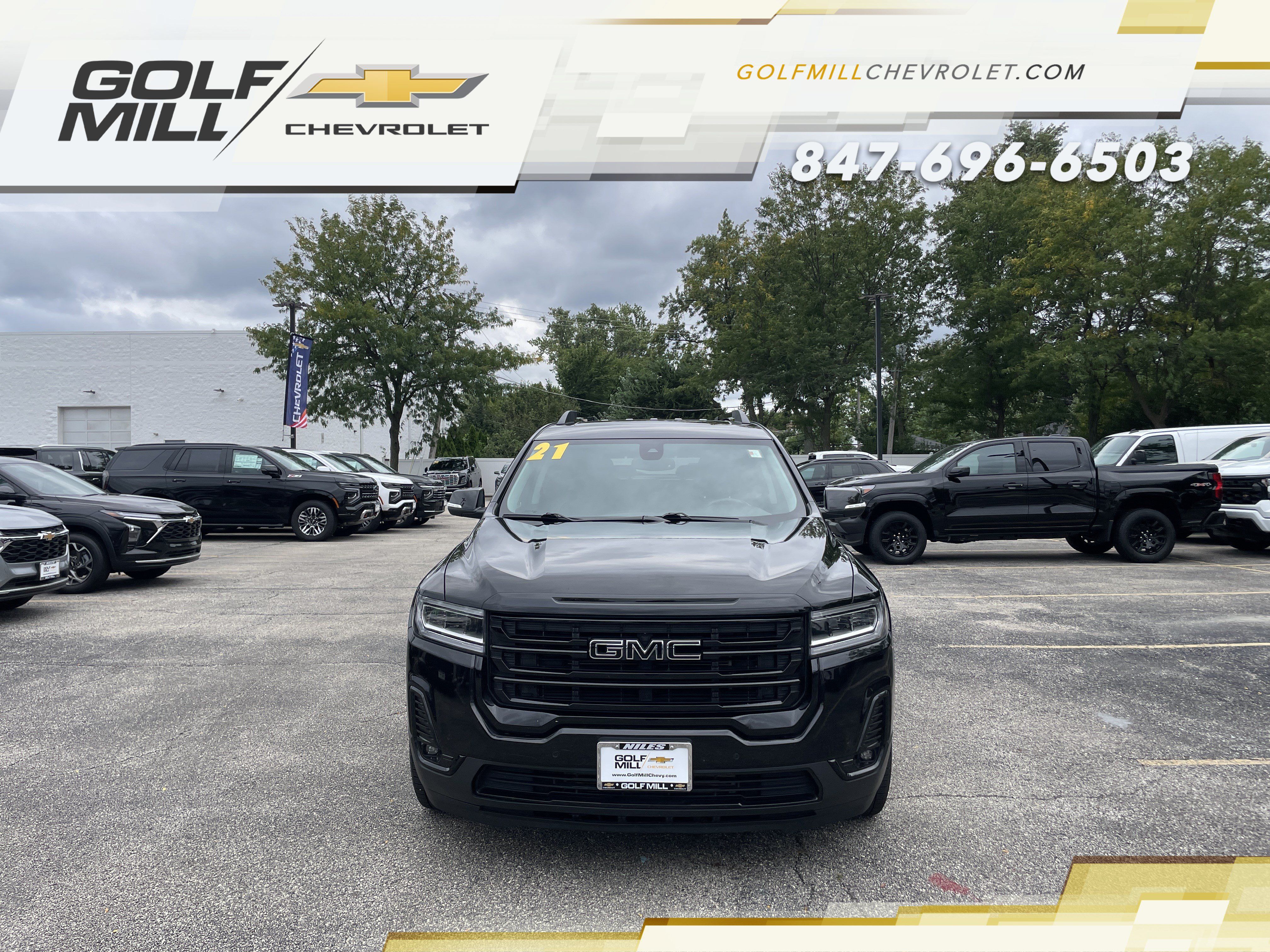 Used 2021 GMC Acadia SLT w/ Elevation Edition AWD/4WD image 3