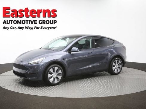 Used 2023 Tesla Model Y Long Range AWD/4WD image 51