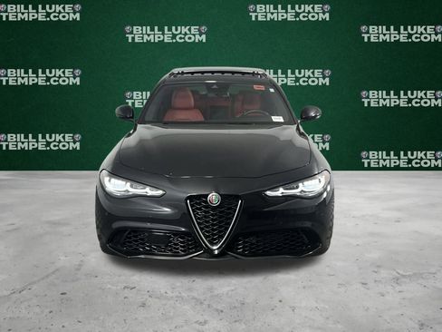 Used 2024 Alfa Romeo Giulia Ti w/ Performance Driving Package image 10