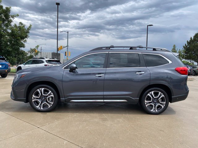 Used 2023 Subaru Ascent Touring AWD/4WD image 2