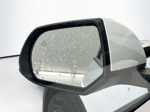 Used 2024 Hyundai Ioniq 5 SE AWD/4WD image 16