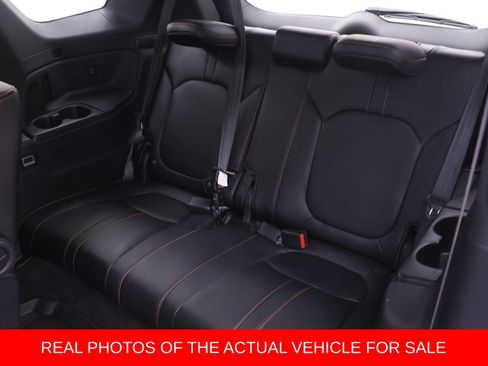Used 2024 Honda Pilot TrailSport image 13