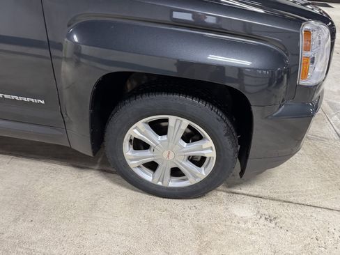 Used 2017 GMC Terrain SLE w/ Driver Alert Package I image 7