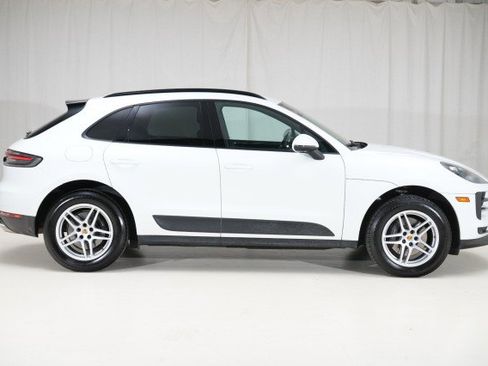 Used 2020 Porsche Macan image 14