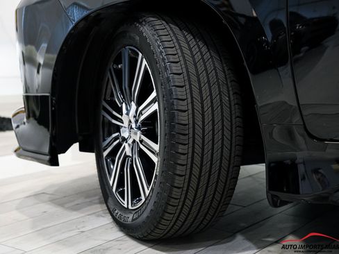 Used 2021 Lexus LX 570 4WD w/ Luxury Package image 93