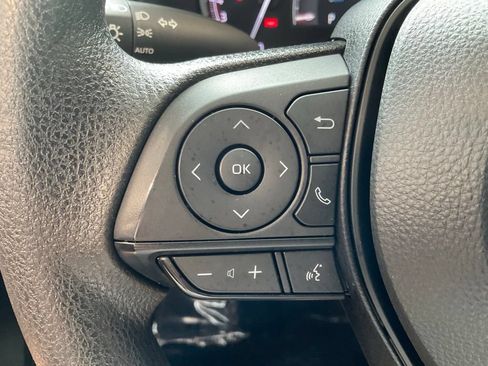 Certified 2023 Toyota RAV4 XLE AWD/4WD image 11