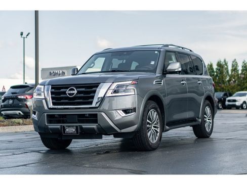 Used 2023 Nissan Armada SL w/ Cargo Package image 2