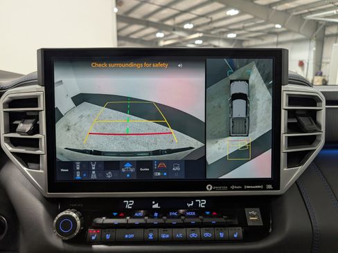 Used 2024 Toyota Tundra Platinum image 31