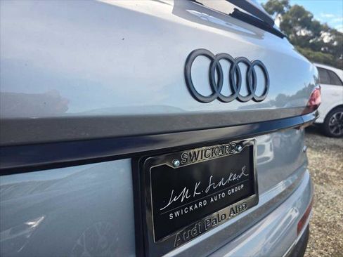 New 2026 Audi Q7 2.0T Premium image 16