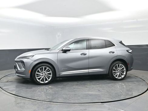 Used 2024 Buick Envision Avenir AWD/4WD image 4