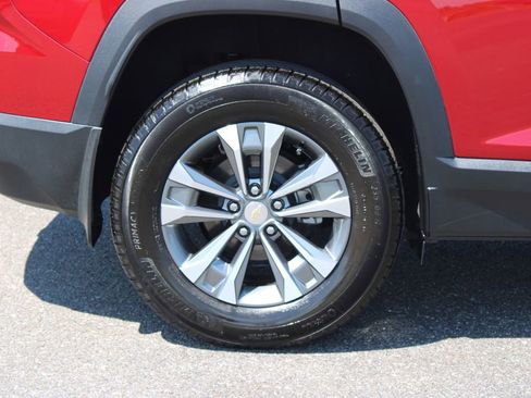 Used 2026 Chevrolet Equinox LT w/ LPO, Floor Liner Package AWD/4WD image 13
