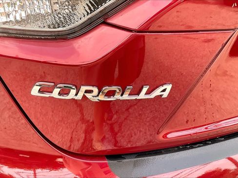 Used 2026 Toyota Corolla LE FWD image 30