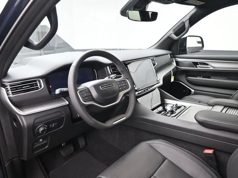 New 2026 Jeep Grand Wagoneer Limited AWD/4WD image 19