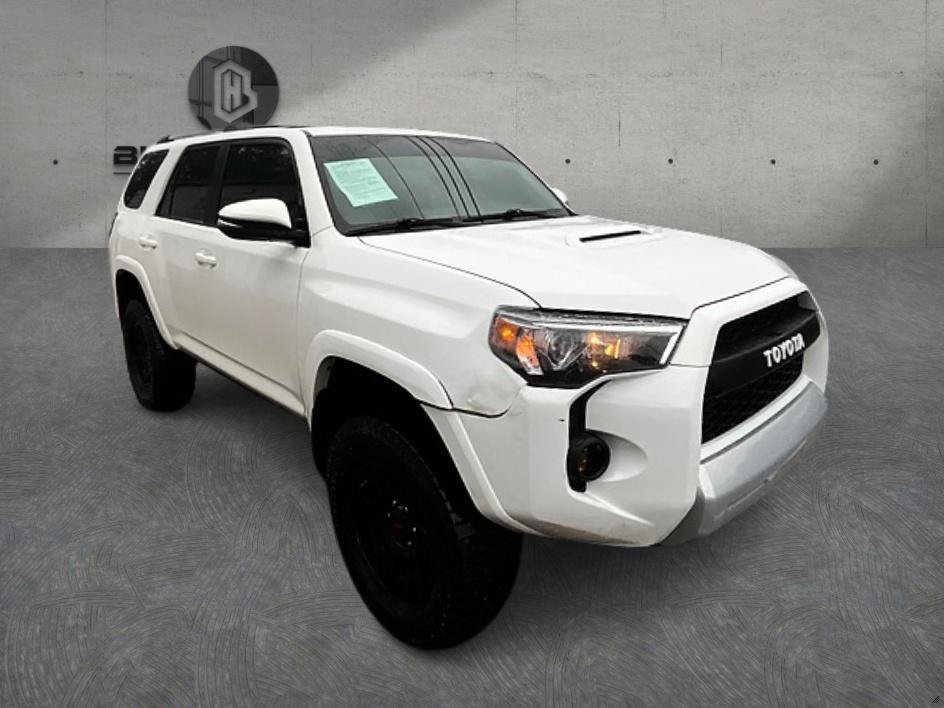 Used 2016 Toyota 4Runner Trail Premium AWD/4WD image 4