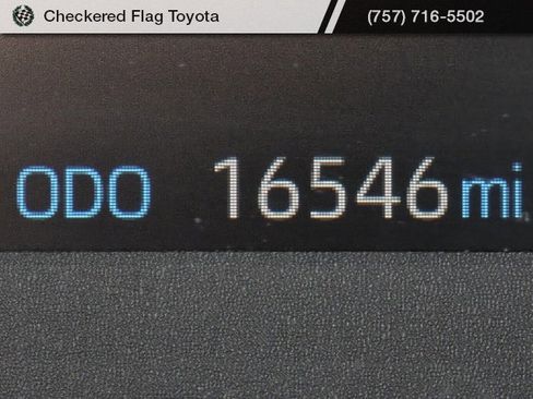 Used 2023 Toyota Corolla LE image 13