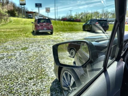 Used 2020 Subaru WRX AWD/4WD image 12